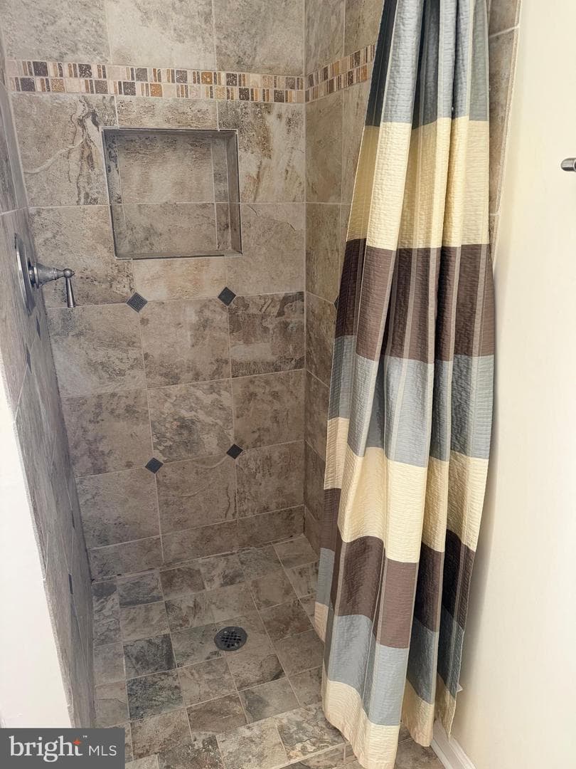 10329 Lantern Lane photo 32