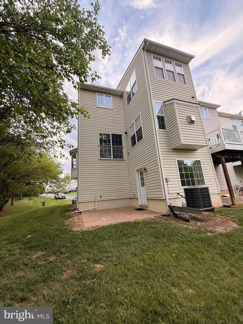 10329 Lantern Lane photo 47
