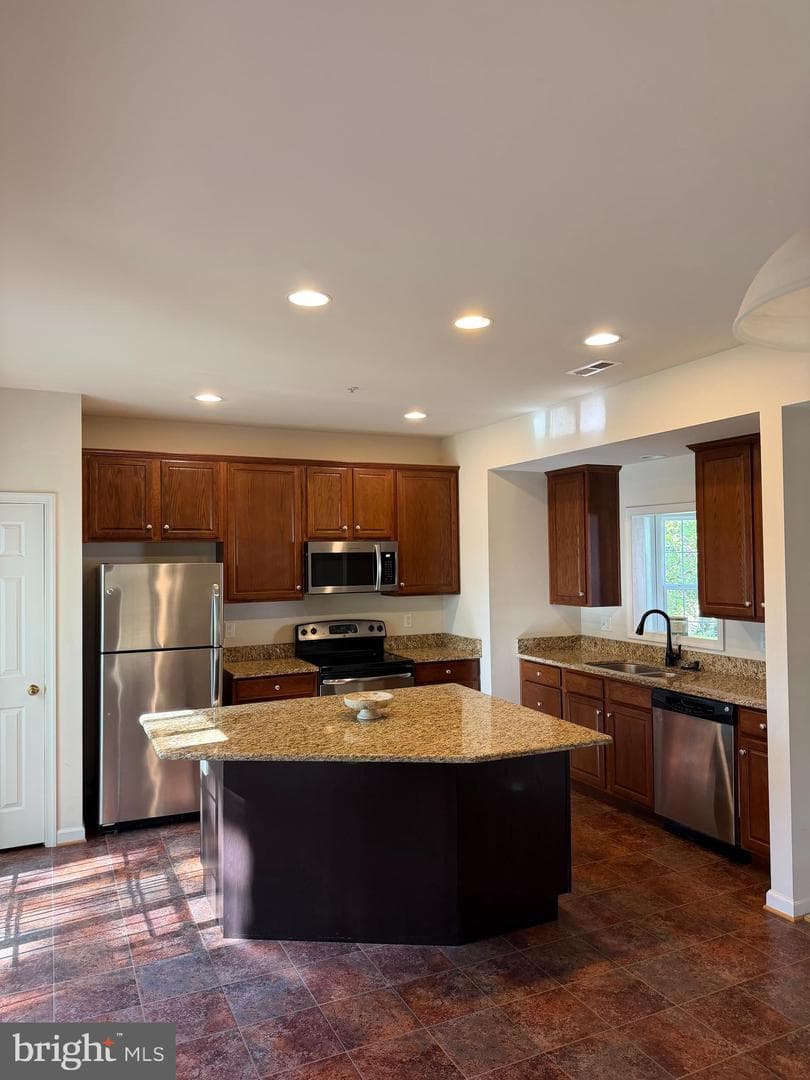 10329 Lantern Lane photo 8