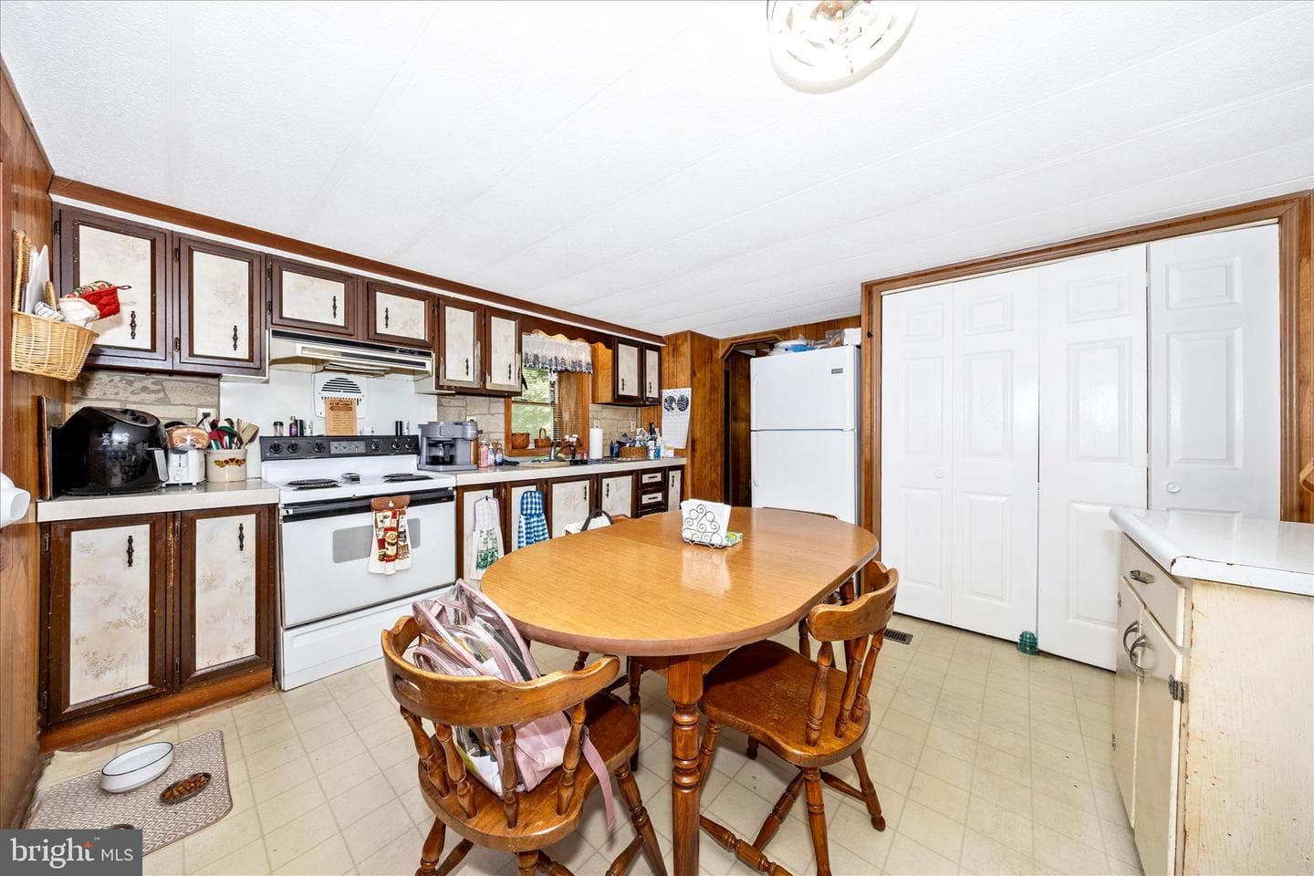 9607 Crystal Falls Drive photo 11