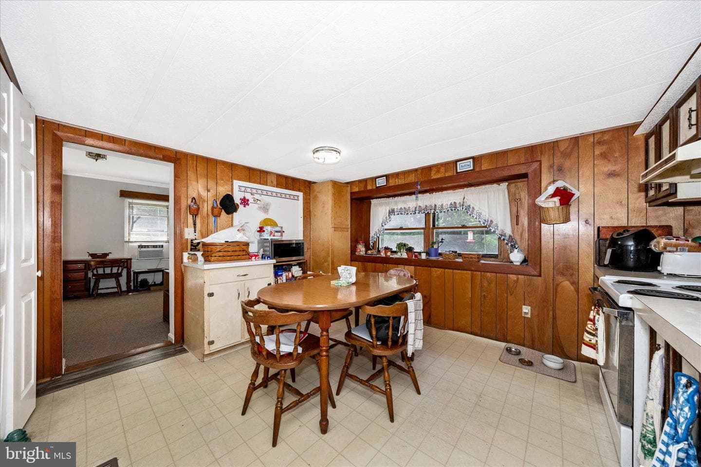 9607 Crystal Falls Drive photo 13