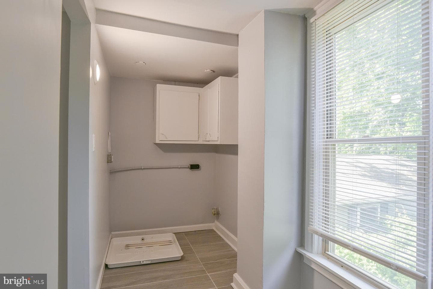 338 Liberty Street photo 18