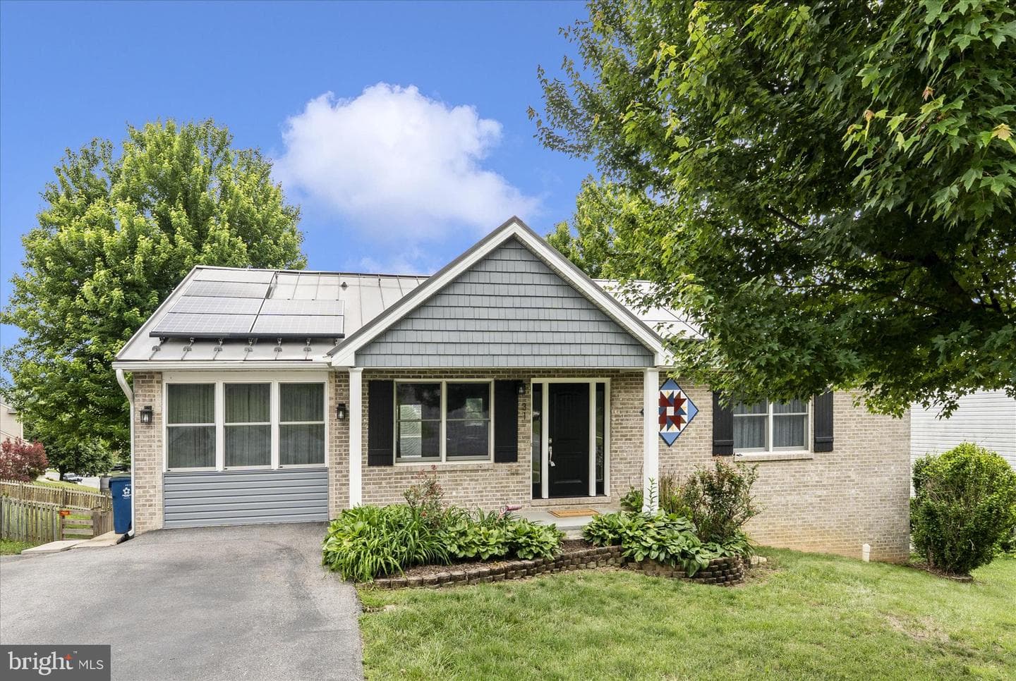 31 Amanda Drive photo 2