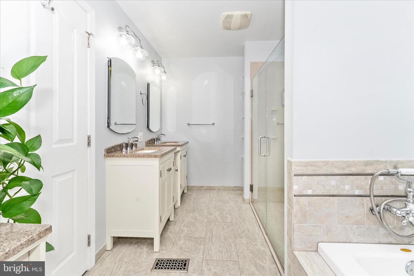 31 Amanda Drive photo 25