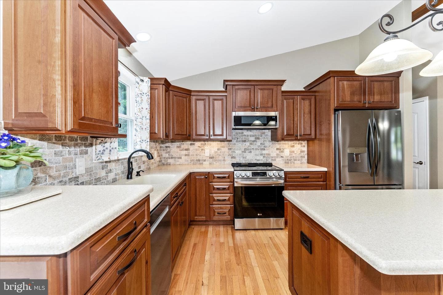 31 Amanda Drive photo 9