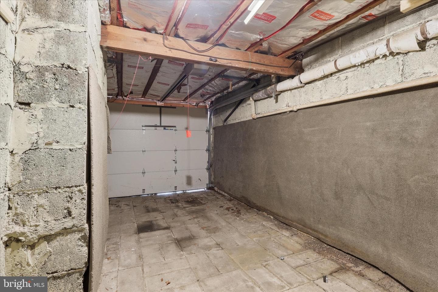 200 E Irvin Avenue photo 30