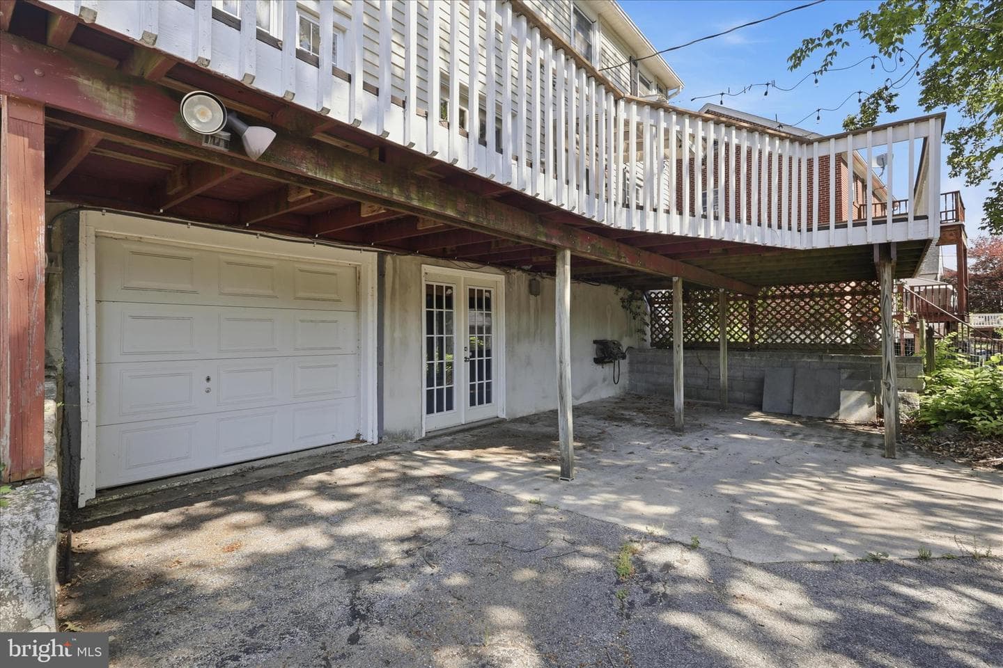 200 E Irvin Avenue photo 5