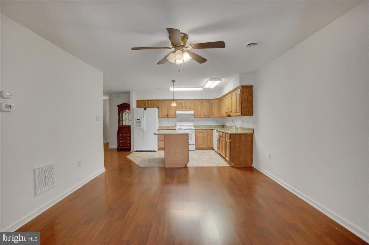 19446 Sapphire Drive photo 20