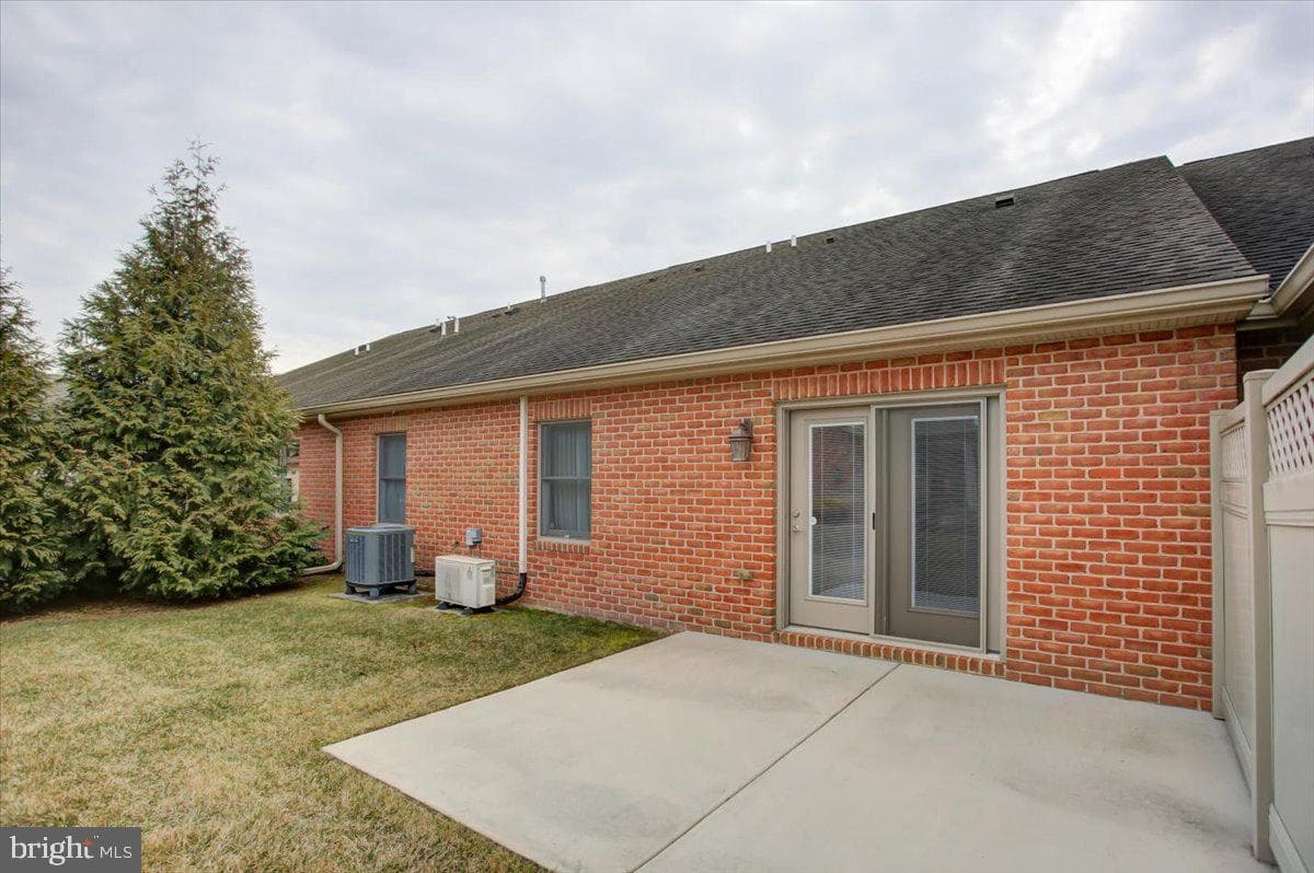 19446 Sapphire Drive photo 35