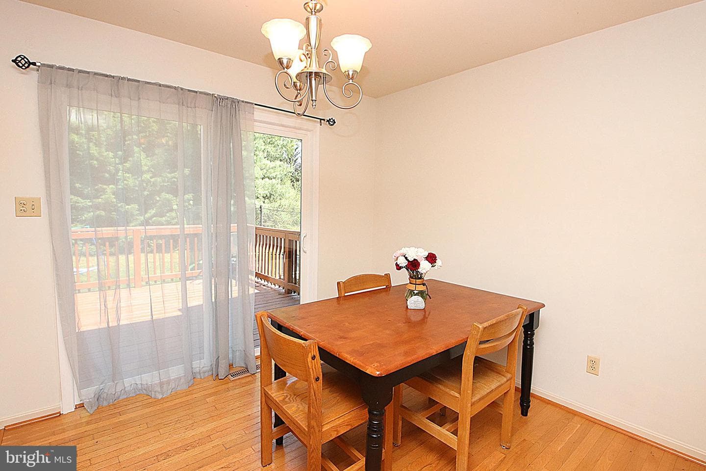 16903 Hampshire Drive photo 14