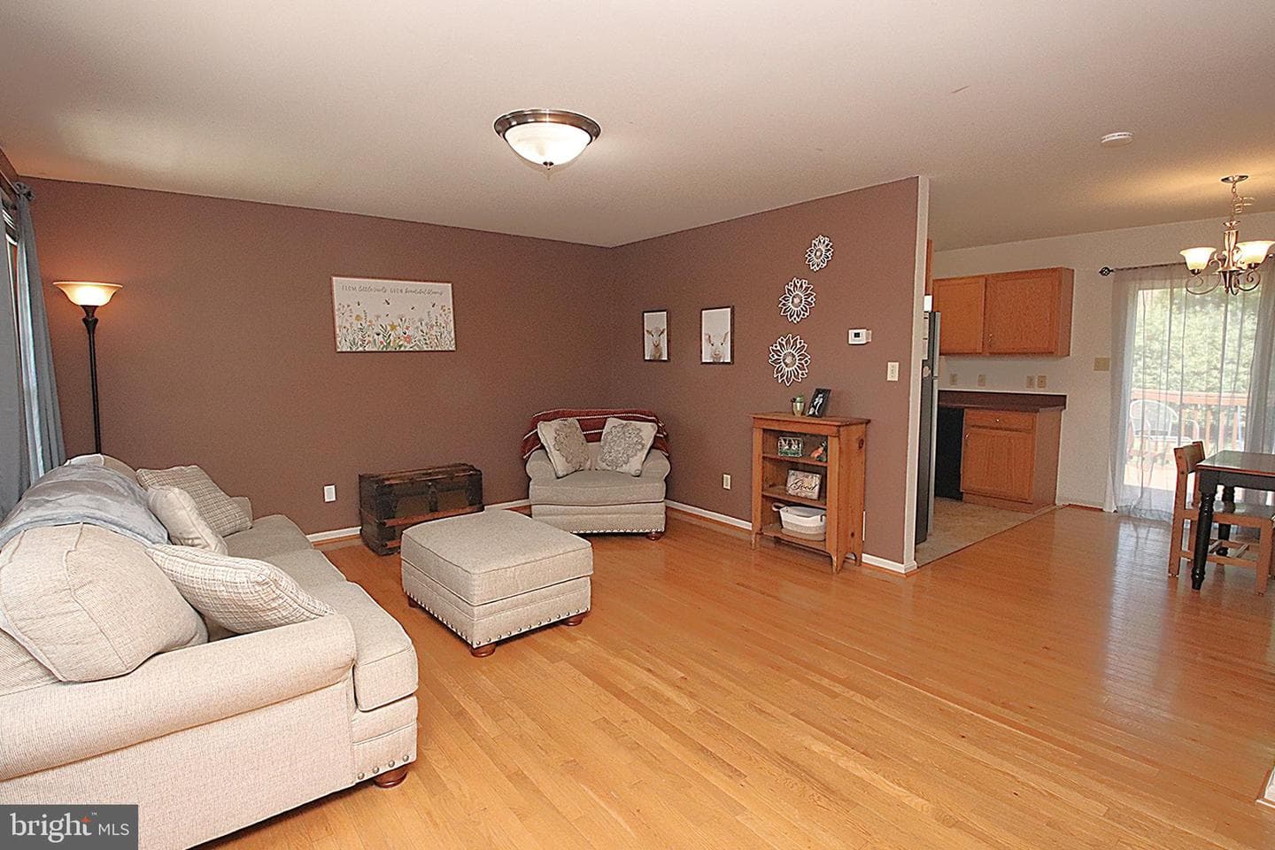 16903 Hampshire Drive photo 9