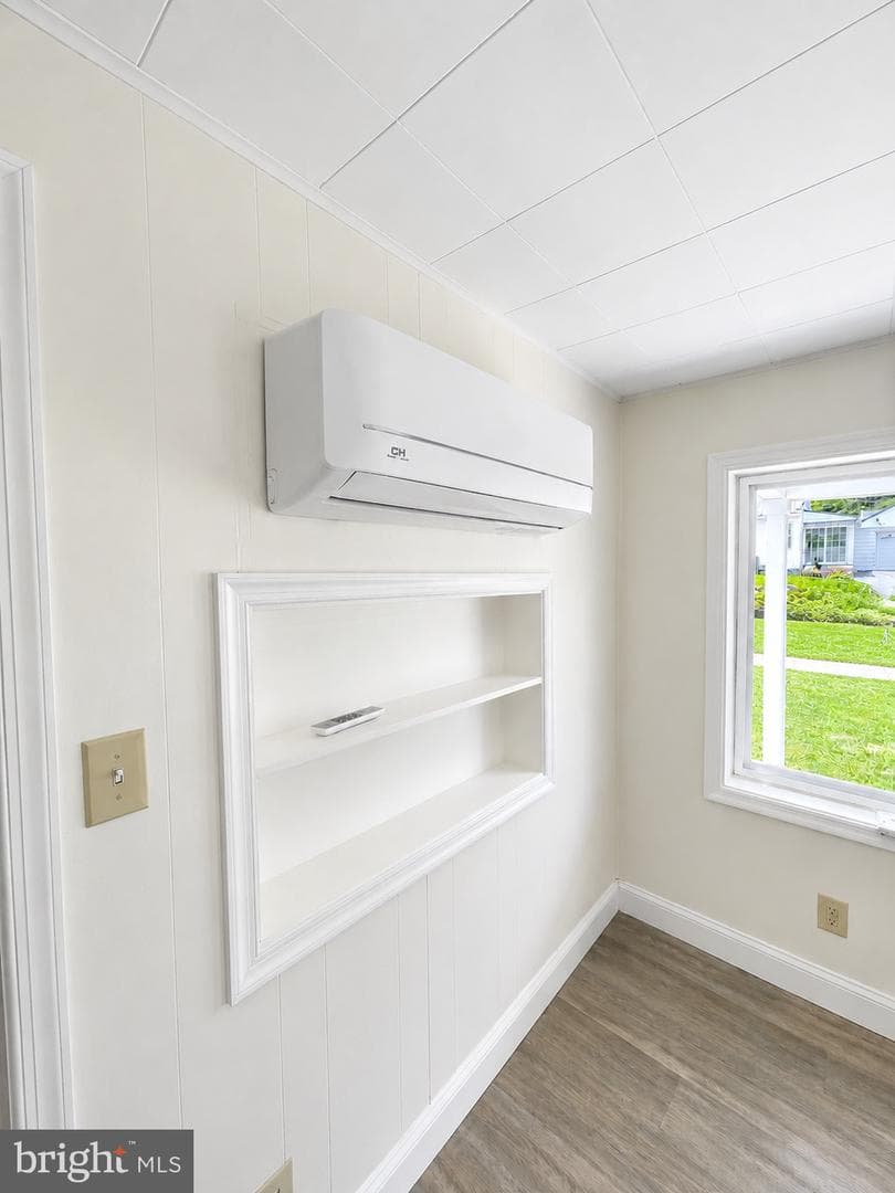 17110 Miner Avenue photo 20