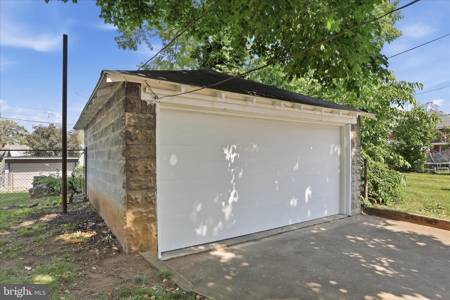 819 Summit Avenue photo 33