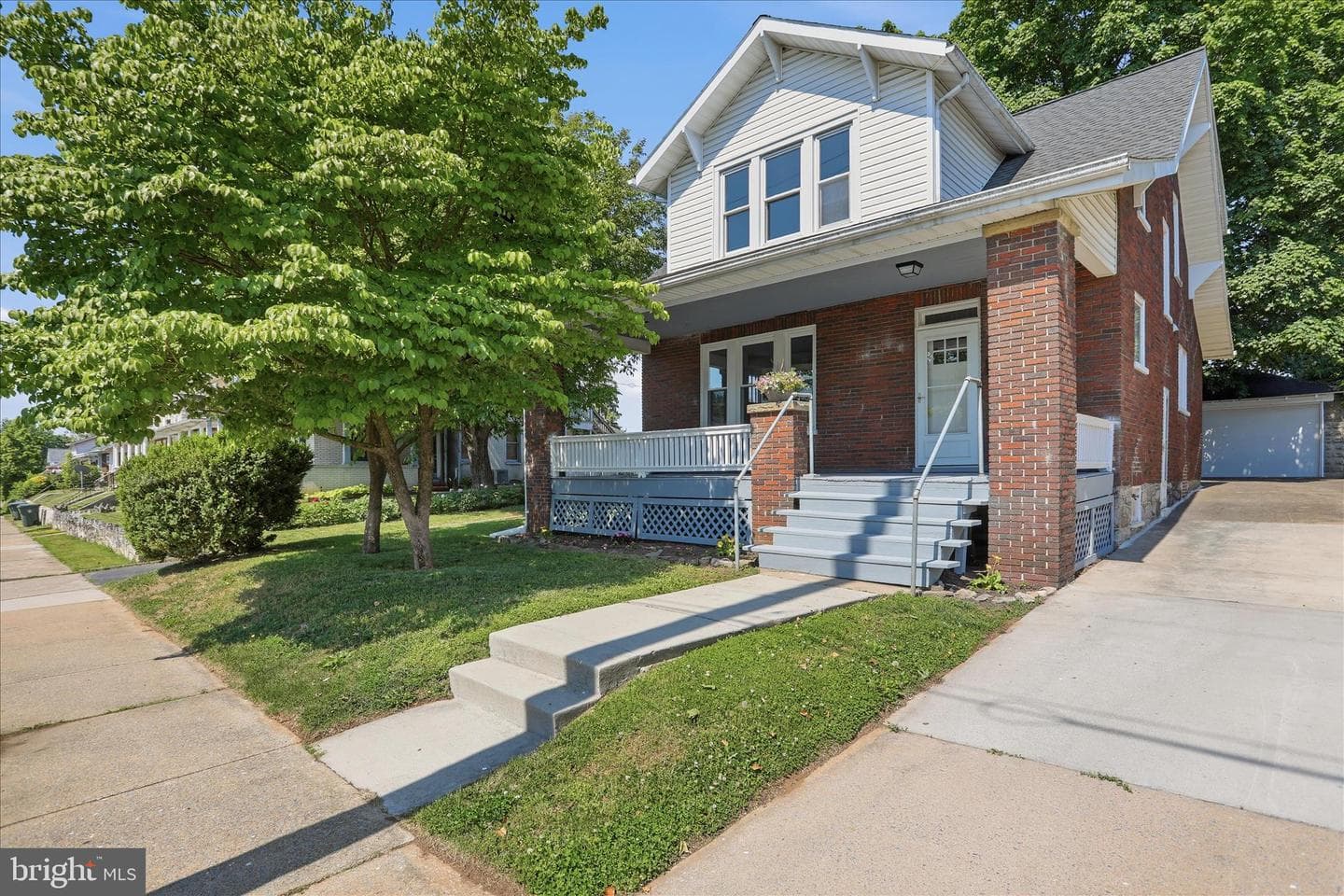 819 Summit Avenue photo 91