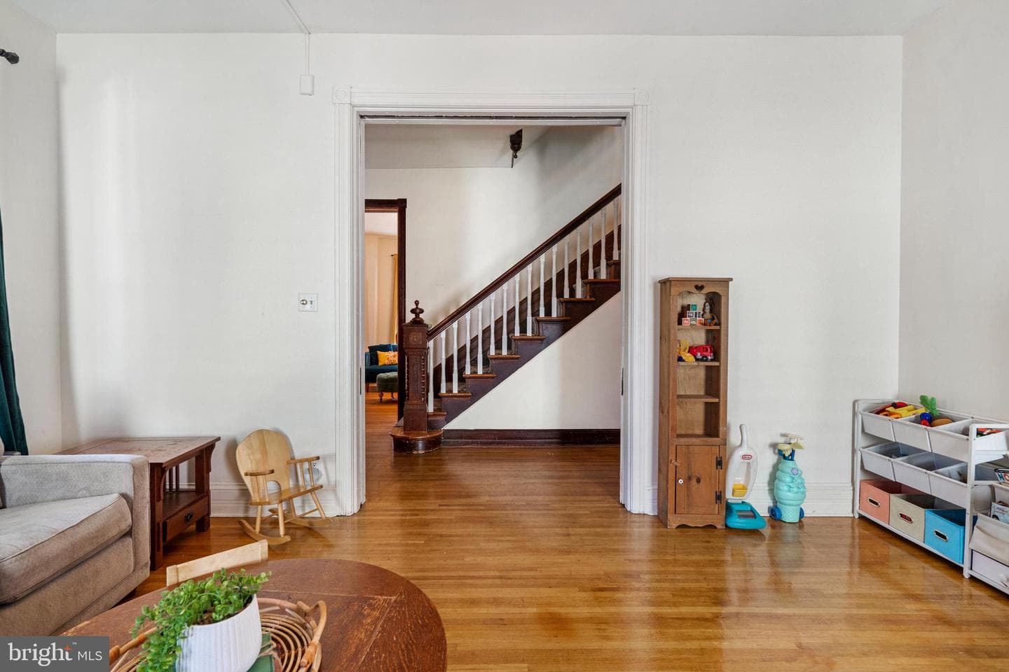 525 N Locust Street photo 11