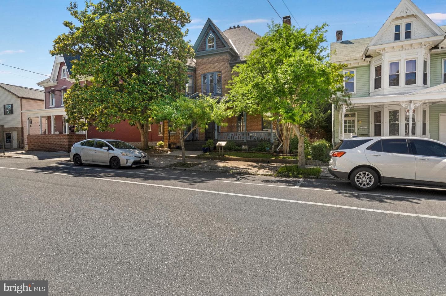 525 N Locust Street photo 42