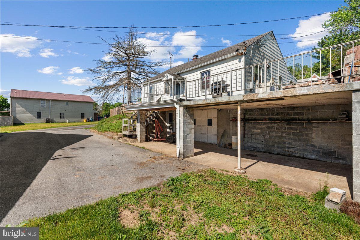 246 Maryland Avenue photo 41