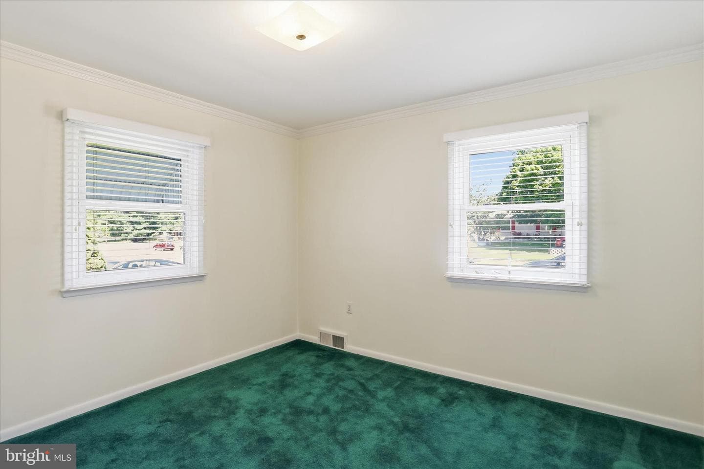 17933 Oak Ridge Drive photo 10