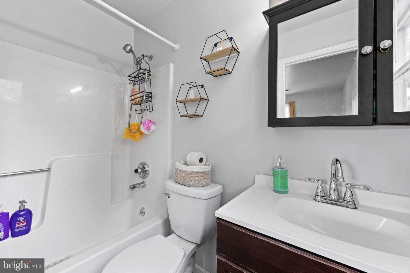 1931 Maplewood Drive photo 25