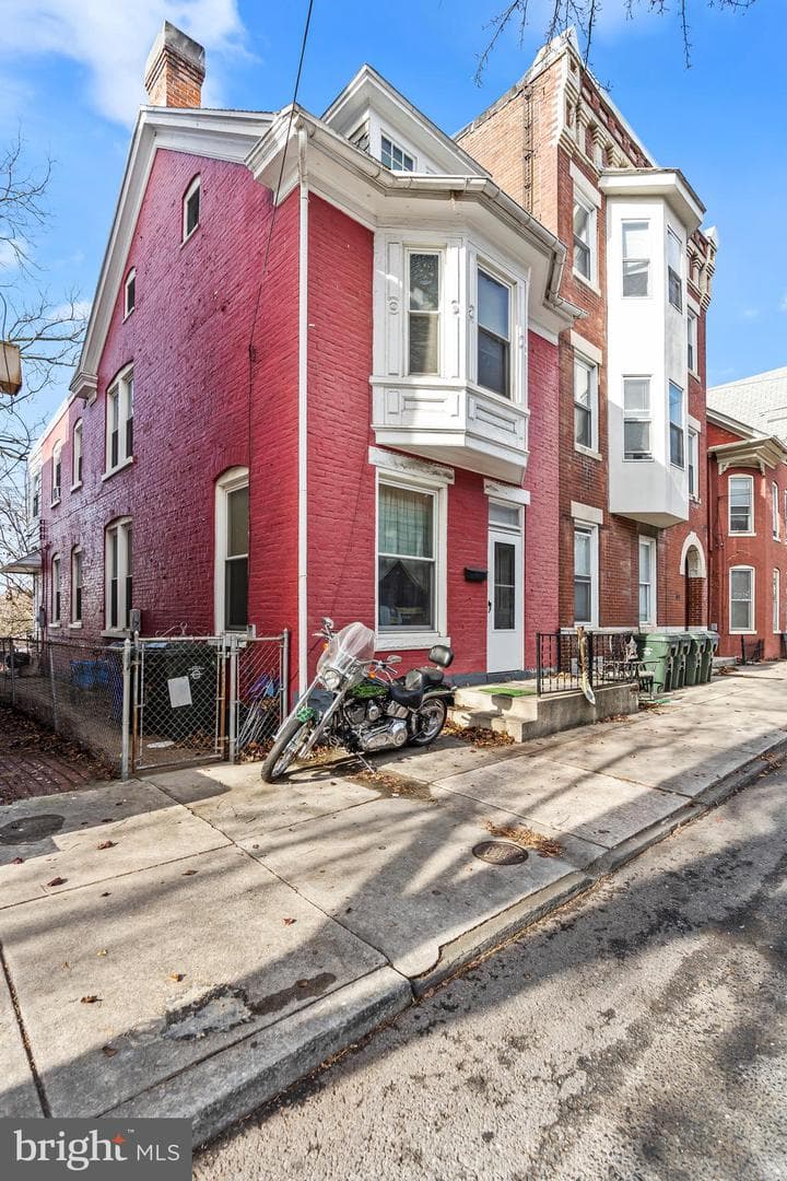 257 S Potomac Street