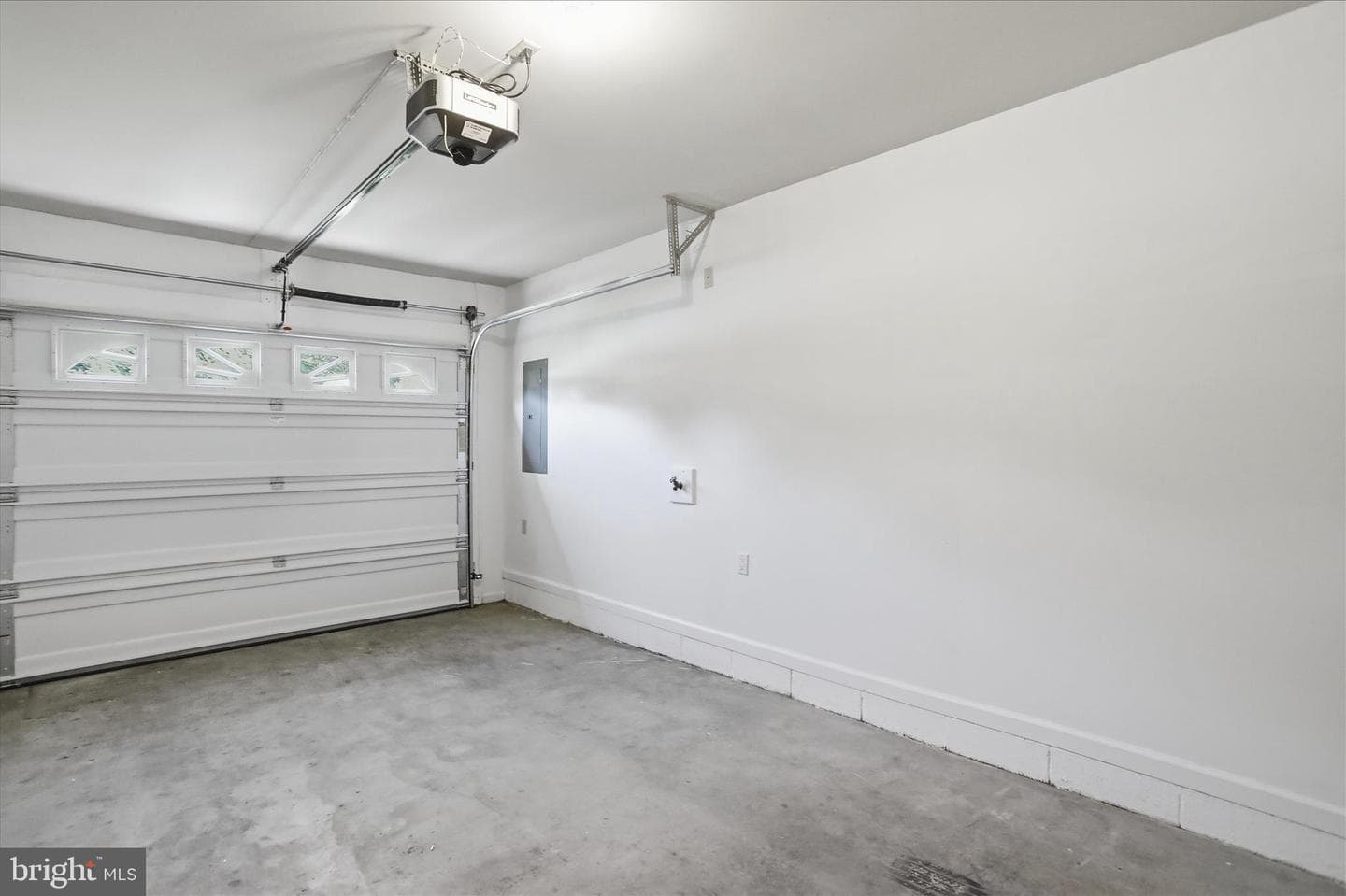 17904 Sand Wedge Drive photo 24