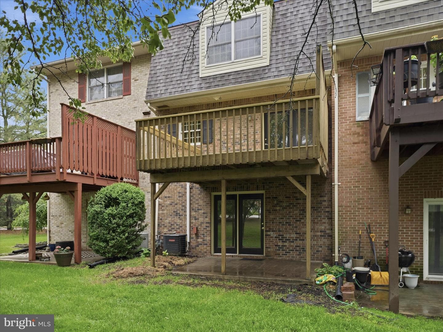 1002 Lindsay Lane photo 38