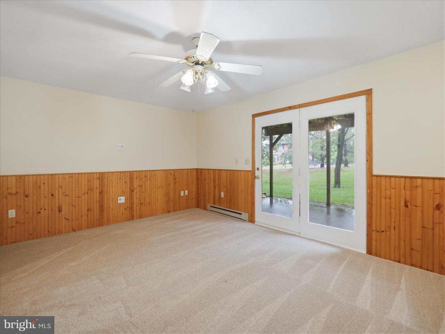 1002 Lindsay Lane photo 7