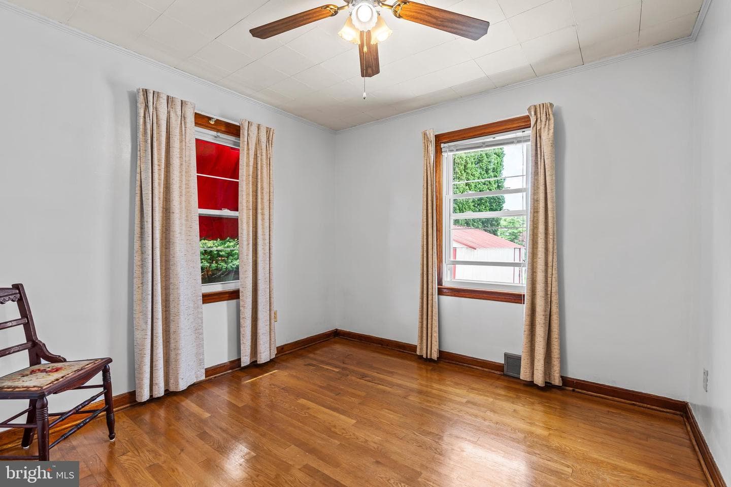 1103 Moller Avenue photo 24
