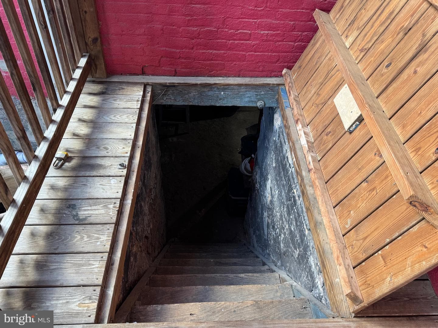54 Randolph Ave photo 23