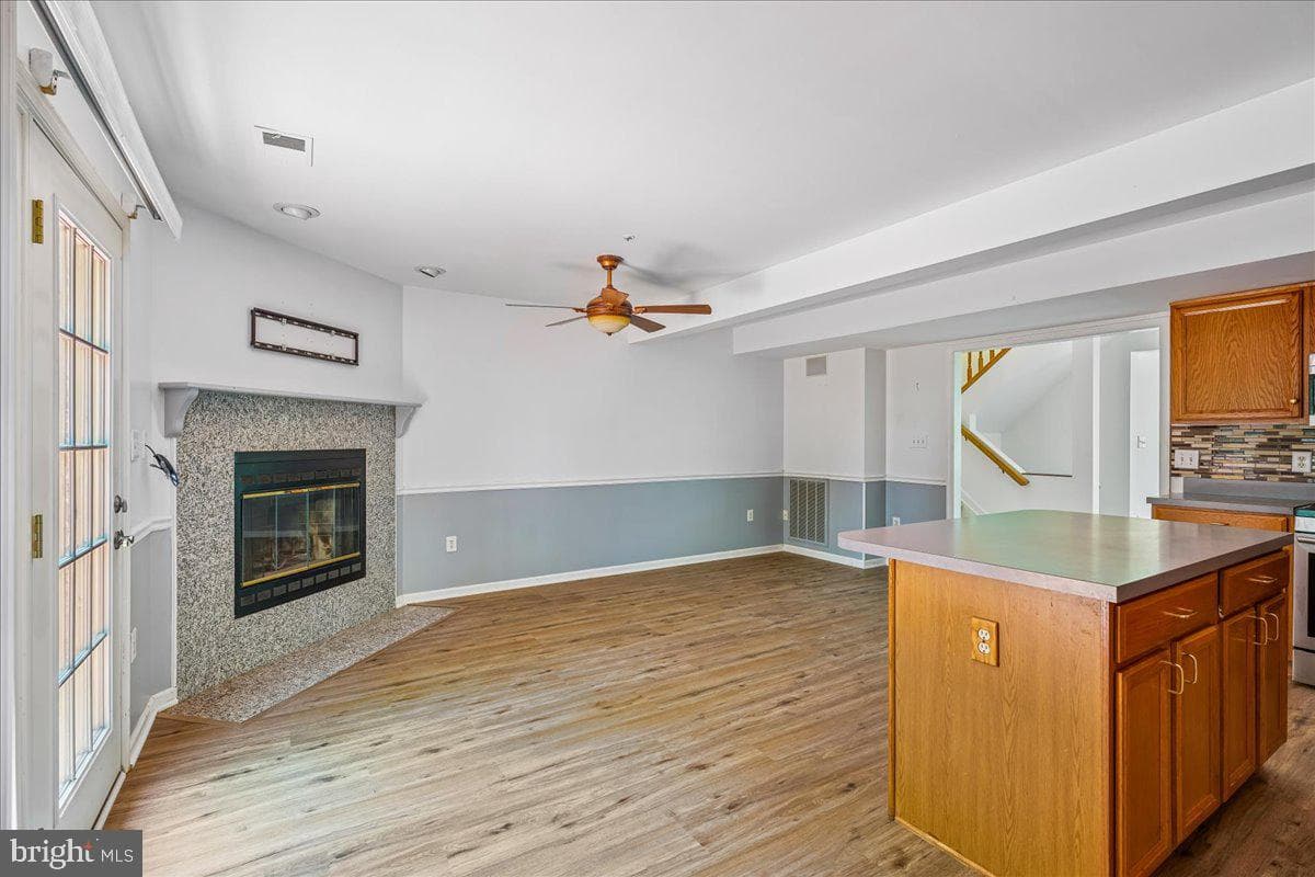 1323 Lindsay Lane photo 10