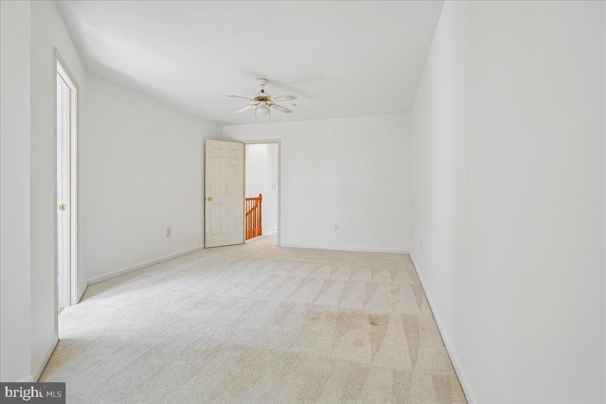 1323 Lindsay Lane photo 14