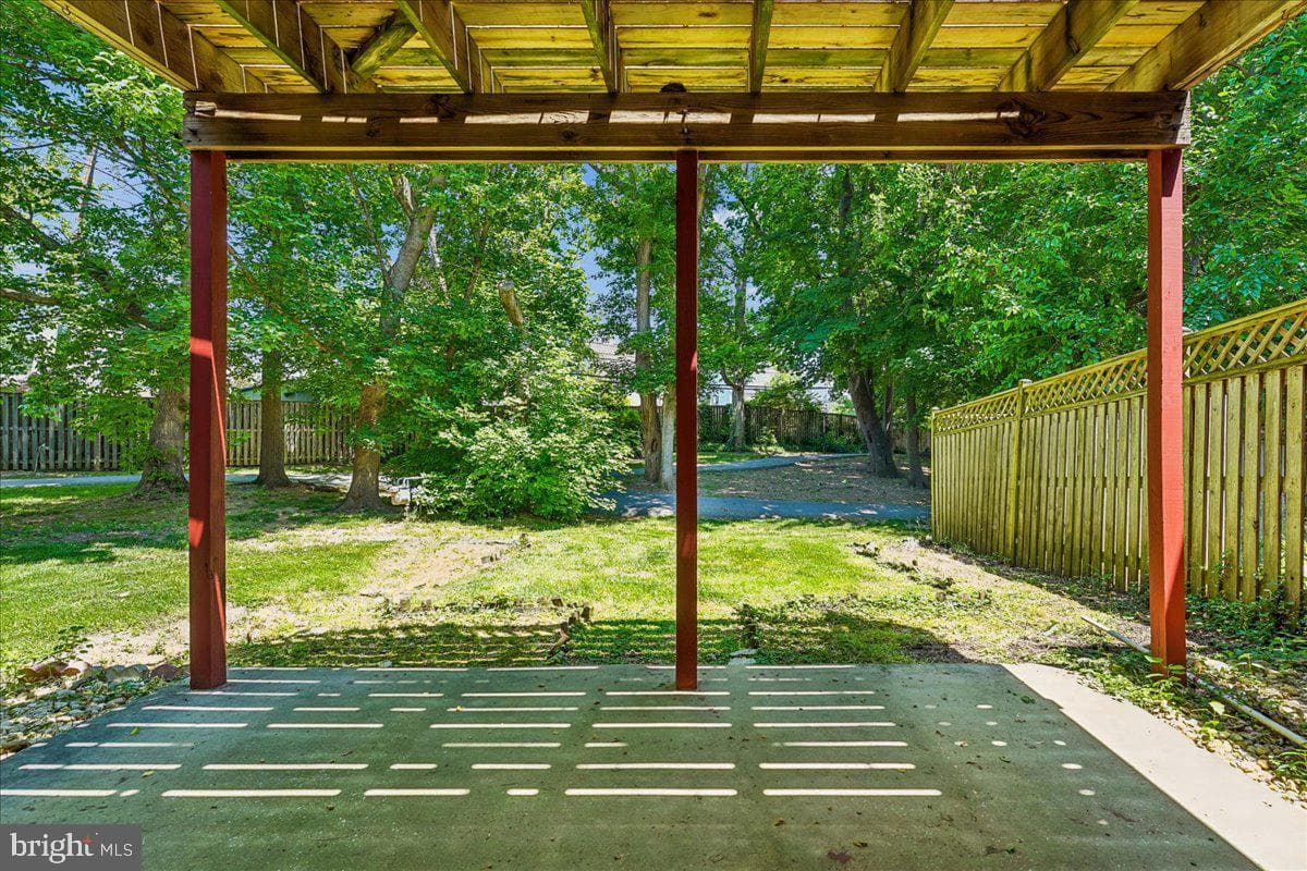 1323 Lindsay Lane photo 27