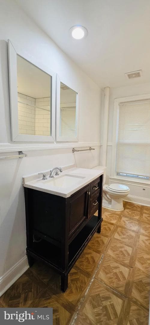 622 W Washington Street photo 23