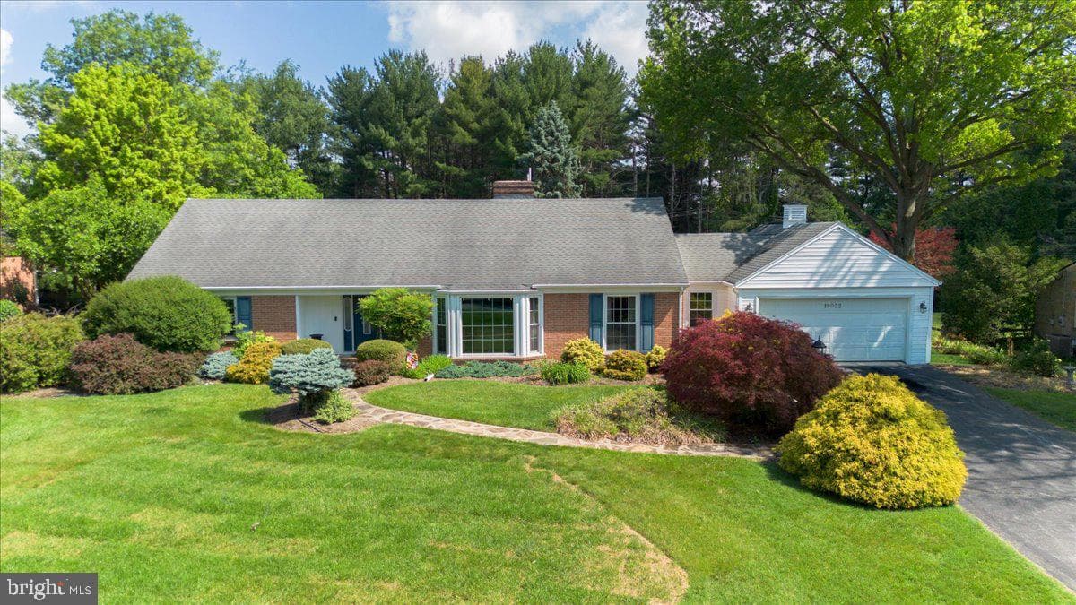 19022 Cherry Tree Drive photo 57