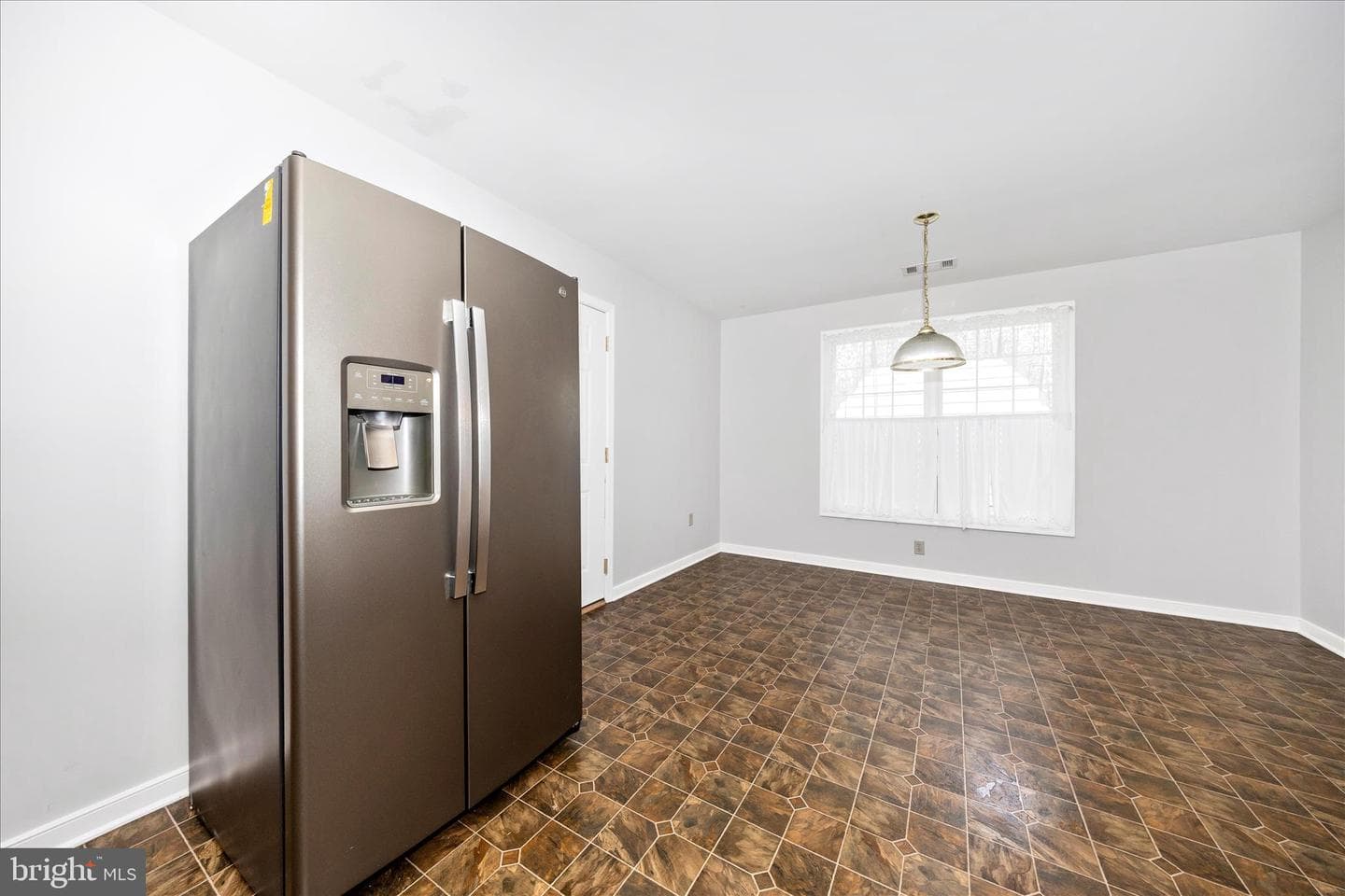 17817 Sherman Avenue photo 22