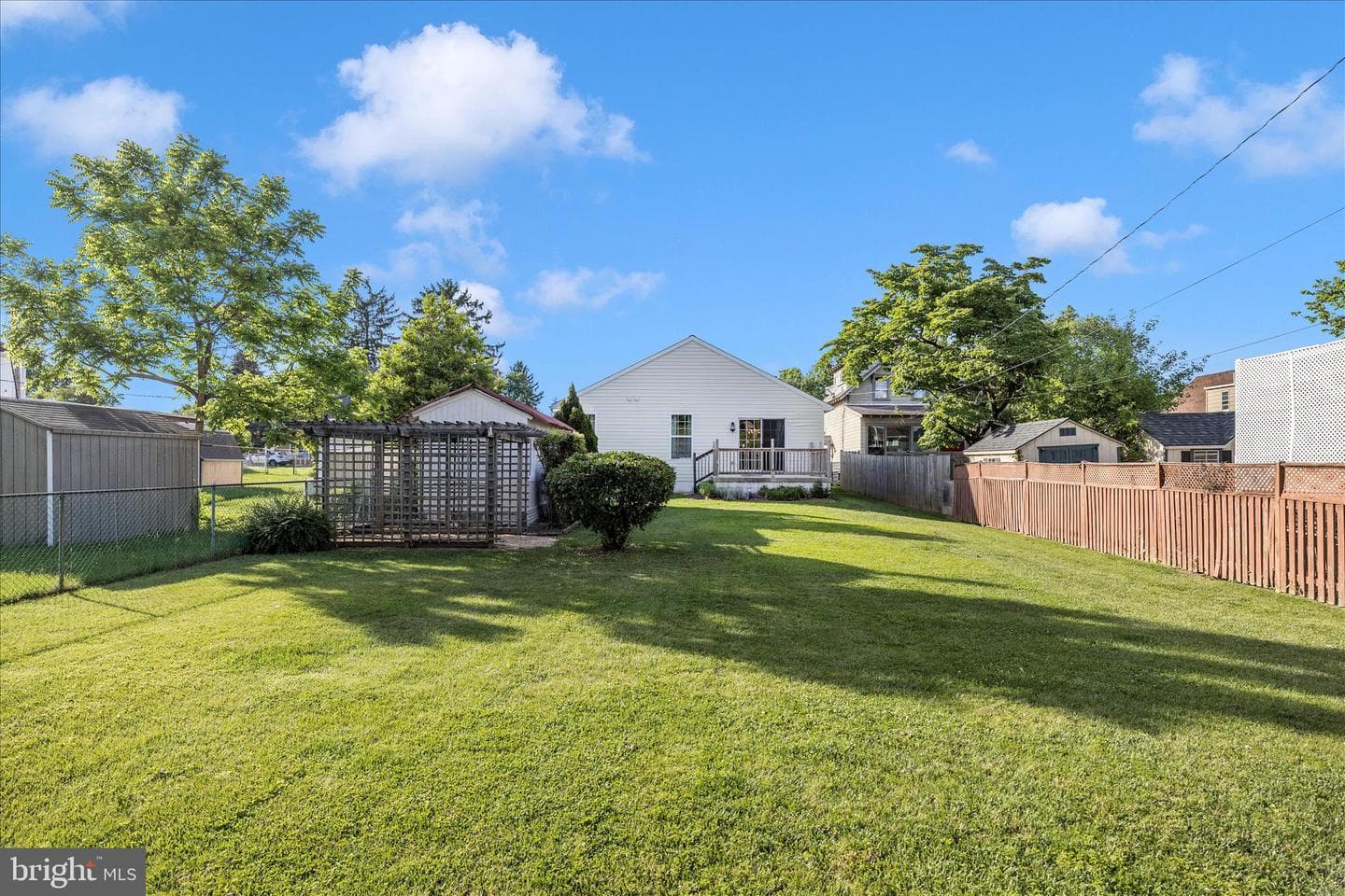 17817 Sherman Avenue photo 49