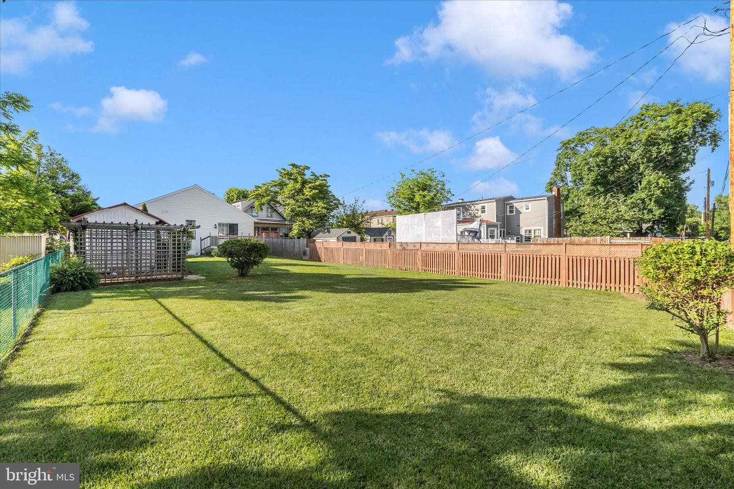 17817 Sherman Avenue photo 50
