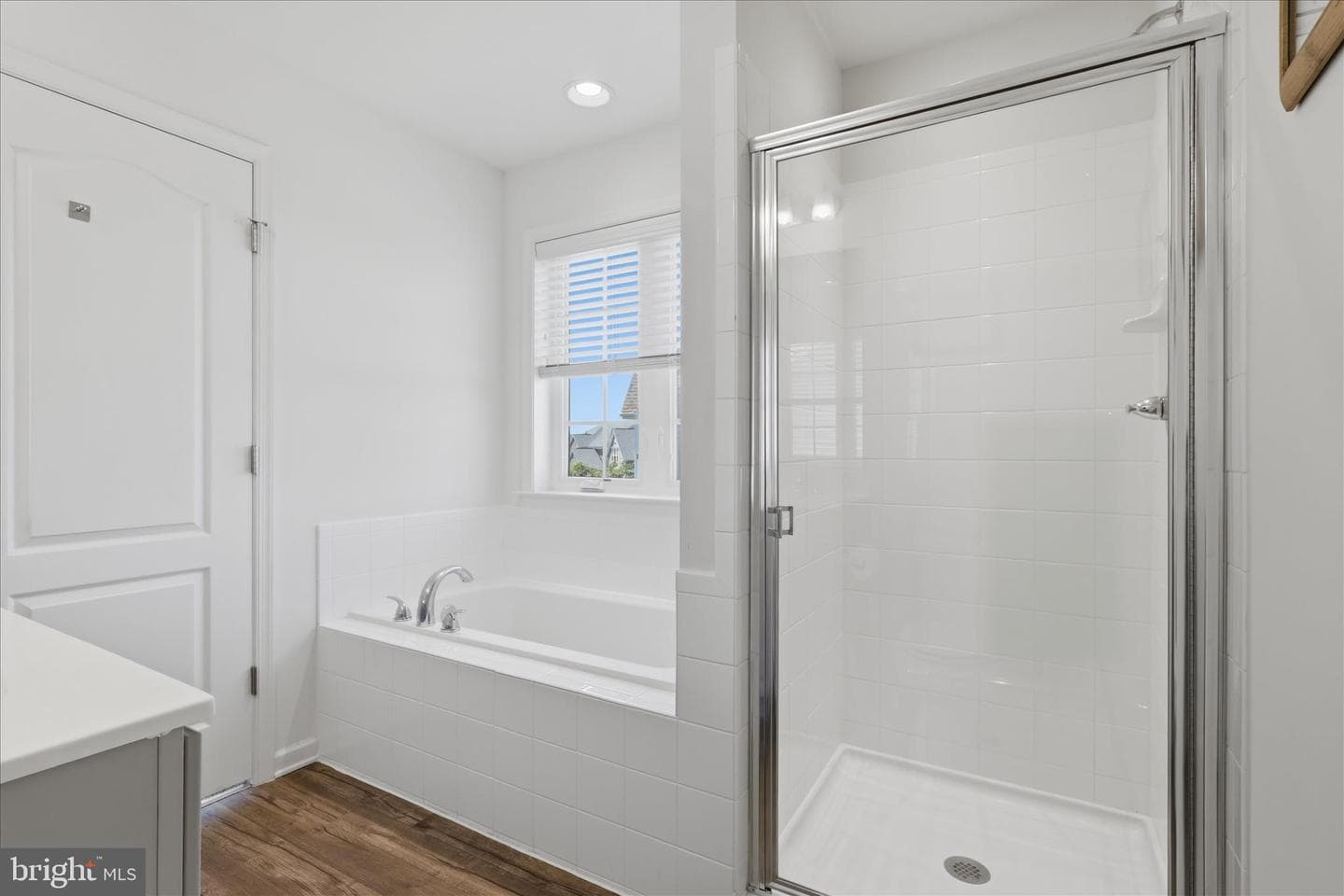 9354 Drumman Drive photo 25