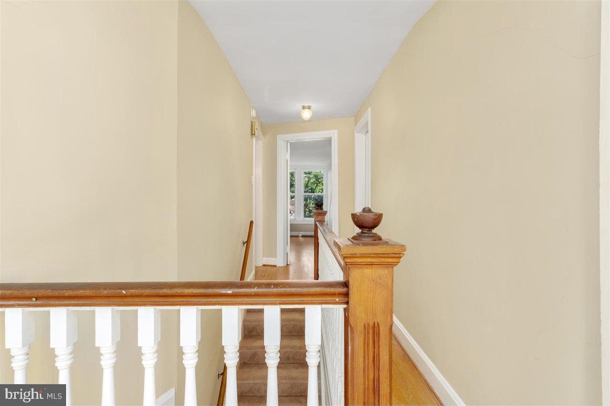 1009 Oak Hill Avenue photo 41