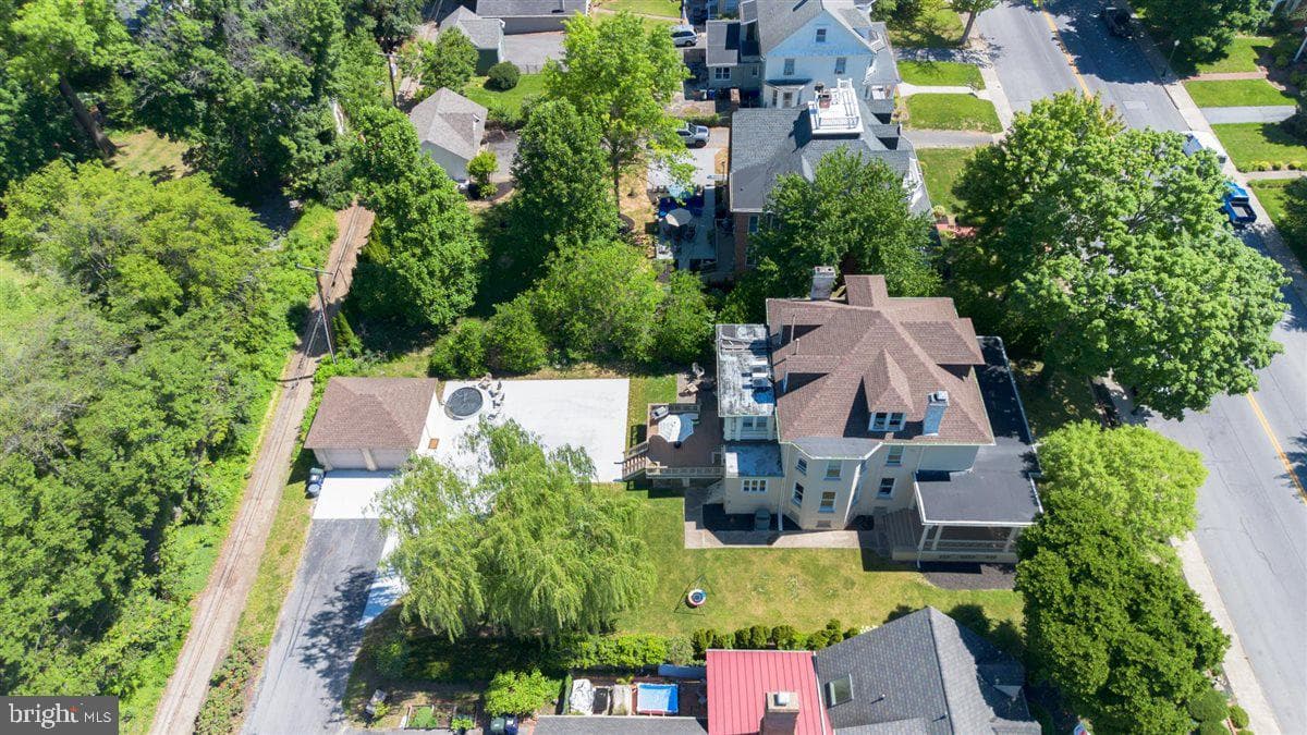 1009 Oak Hill Avenue photo 59