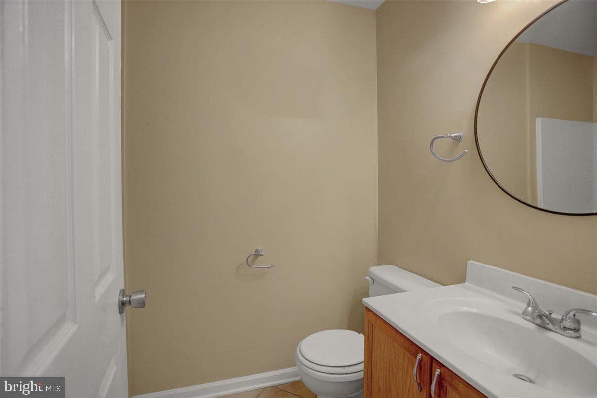 1153 Lindsay Ln photo 32
