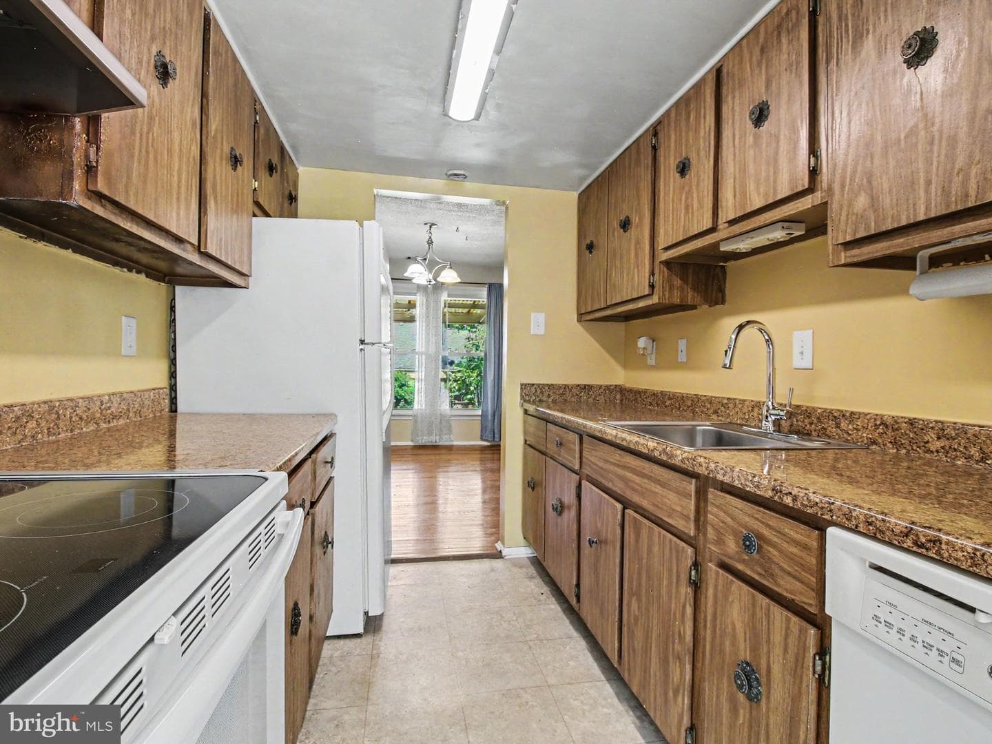 17918 Hickory Lane photo 7