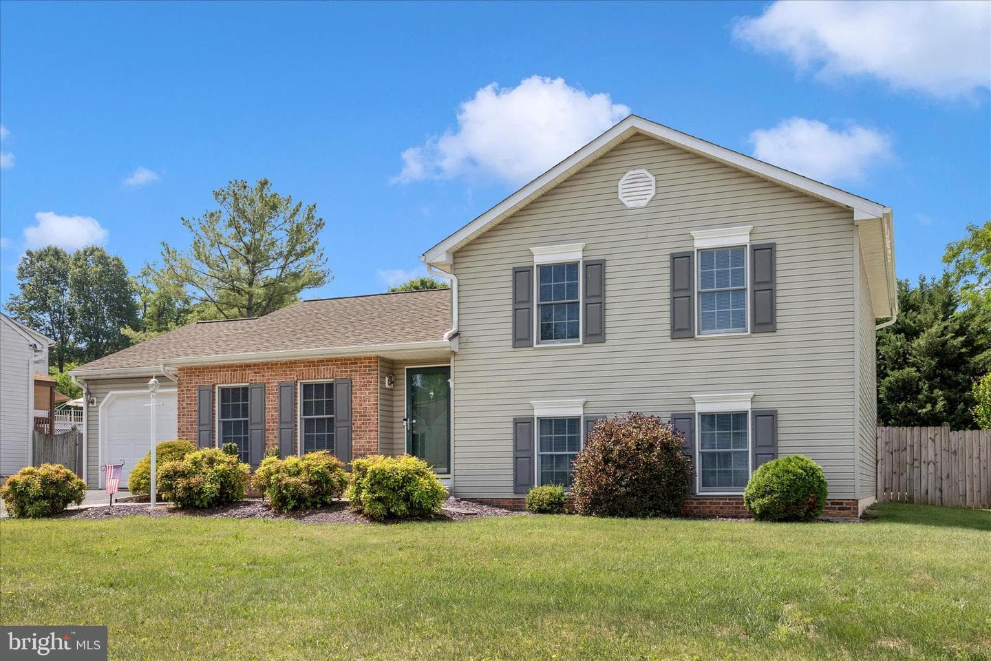 109 Rebeccas Court photo 43
