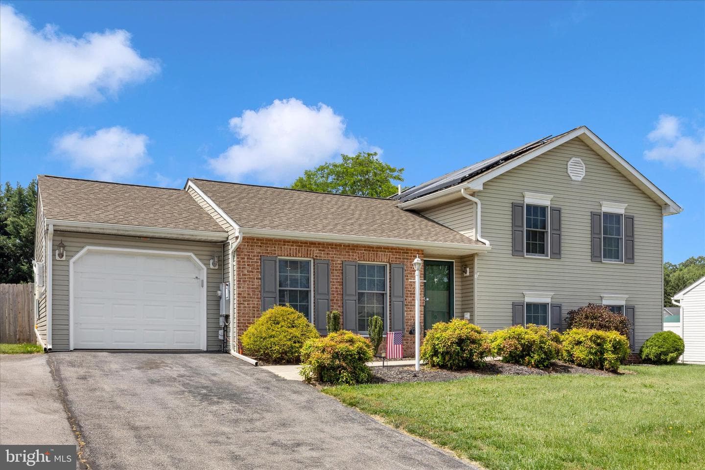 109 Rebeccas Court photo 44