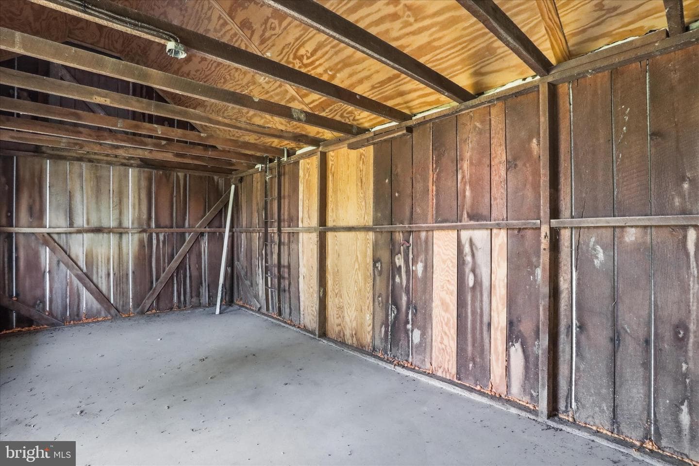 8805 Reichard Road photo 53