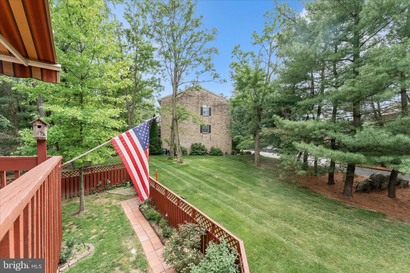 1265 Fairchild Avenue photo 46