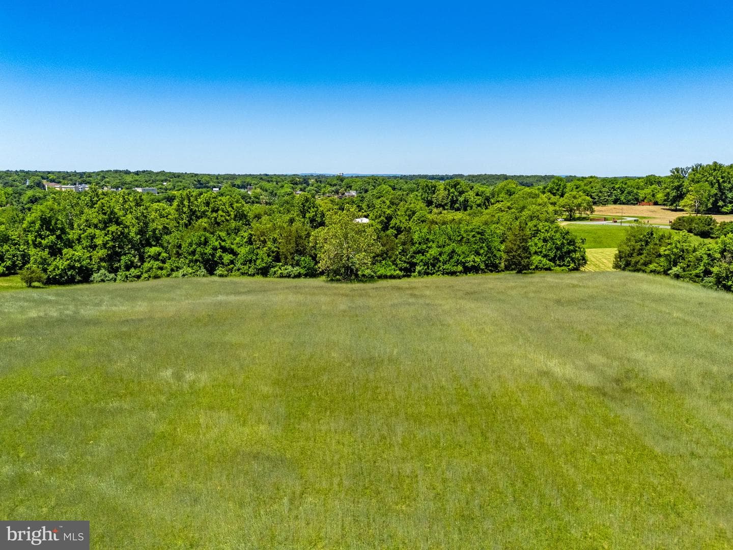 16318 Canal Road photo 32