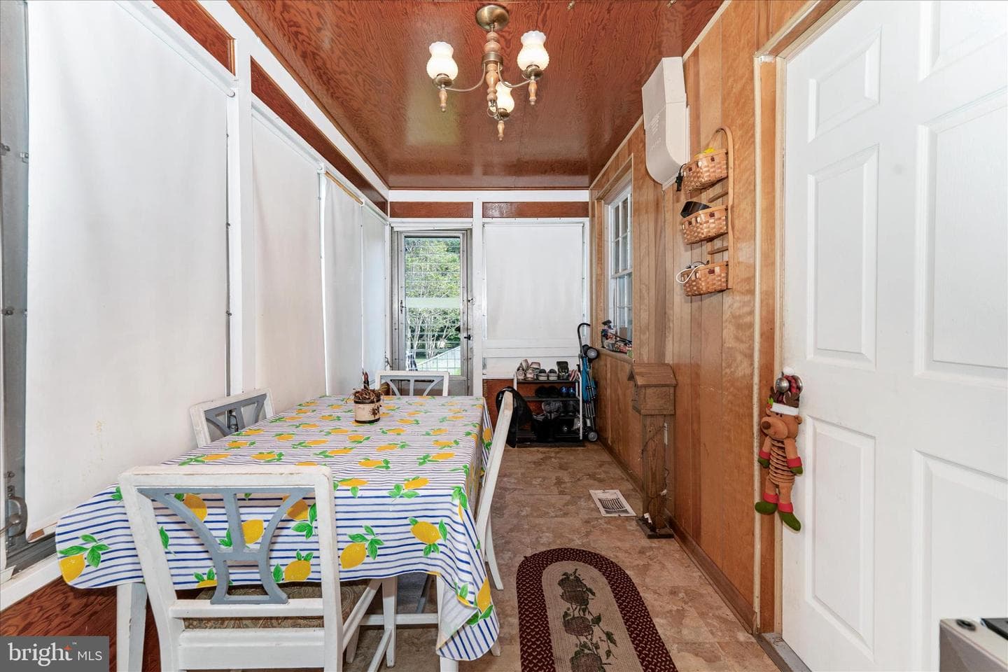 1052 Fairview Road photo 17