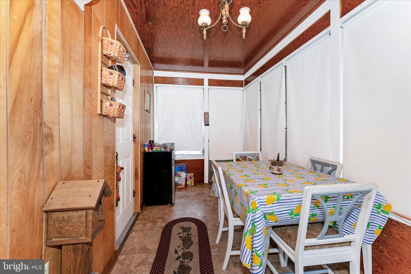 1052 Fairview Road photo 18
