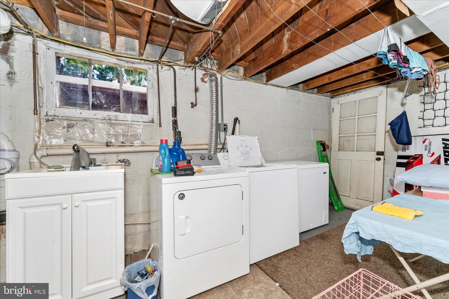 1052 Fairview Road photo 34